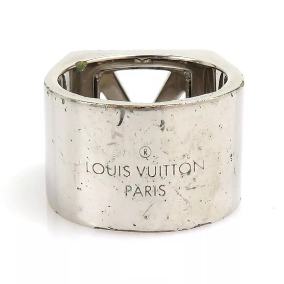 Auth LOUIS VUITTON V Square Ring Silver Metal - Picture 6 of 16